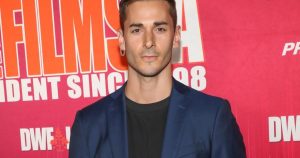 Who is Ryan Vincent actor in vertical dramas and films?