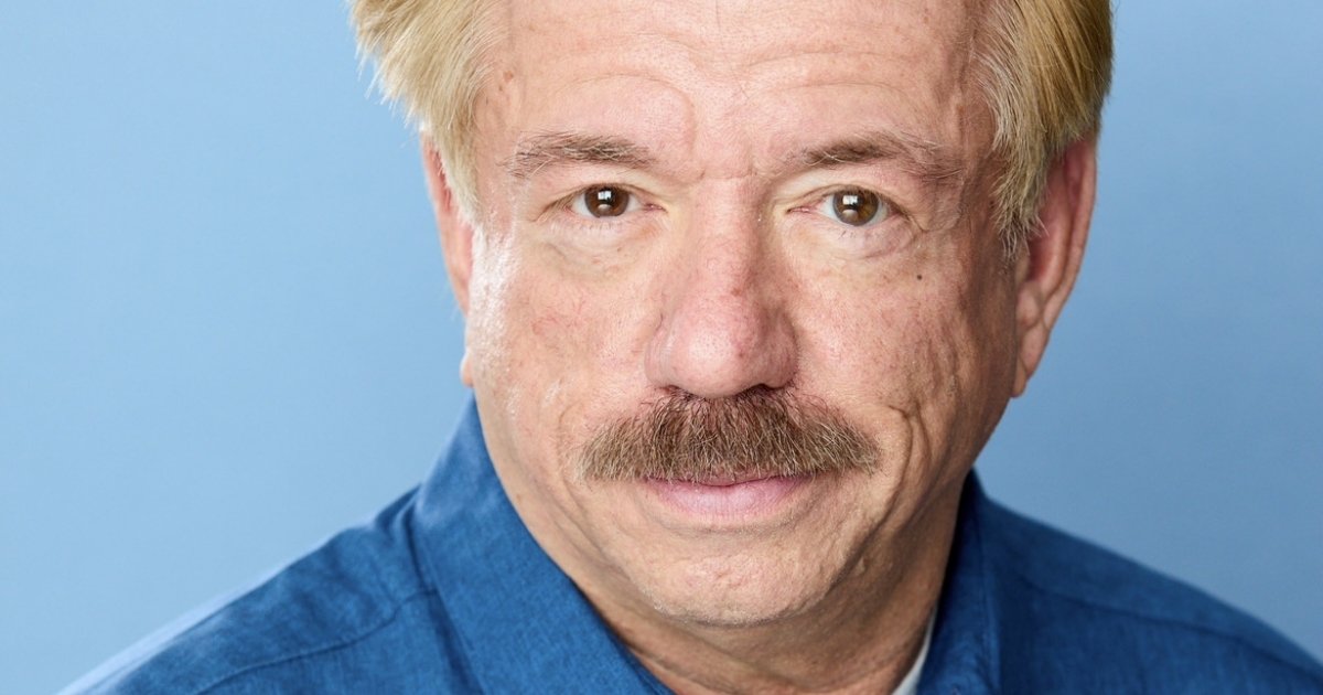 Steve Crawford actor biography, movies, height, and magic career 2 Steve Crawford actor overview